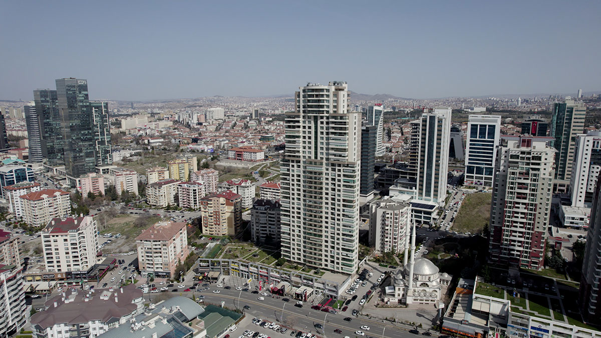 dji-000300-00-51-14still005