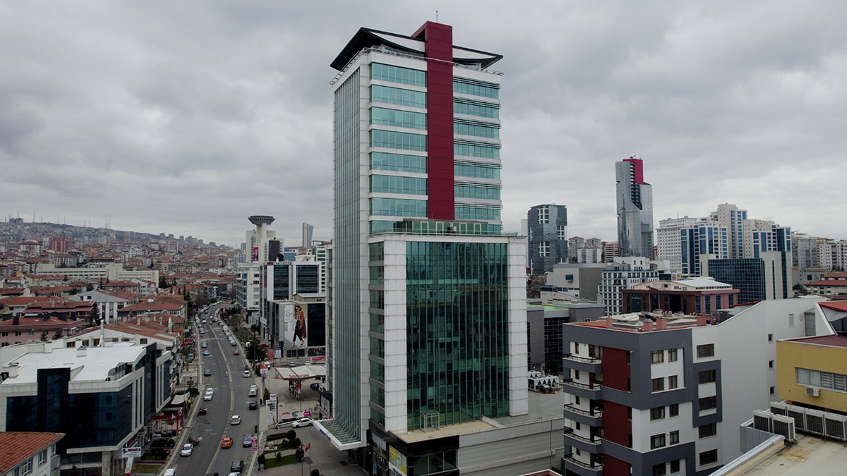 dji-002300-05-00-19still004